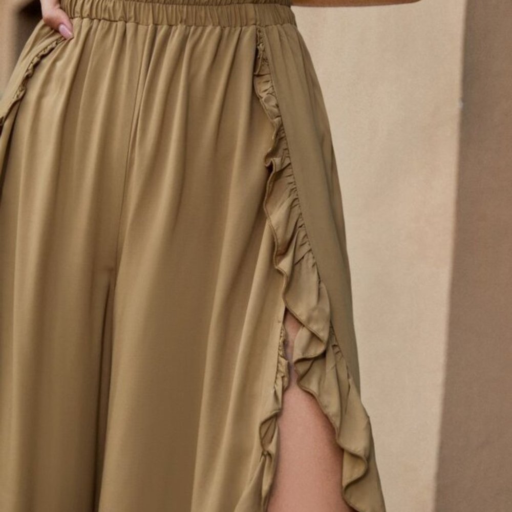 Ruffle Hem Wide Leg Pants tan - Picture 5 of 8